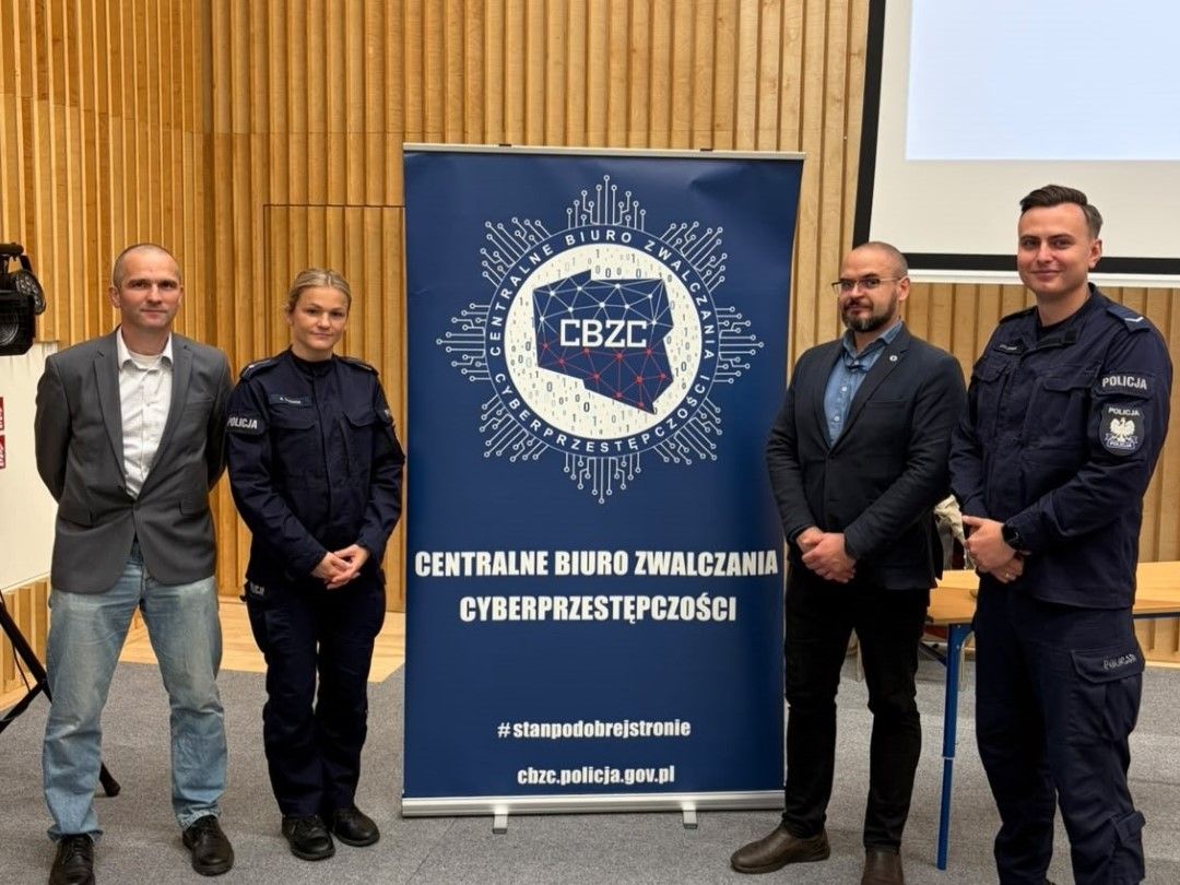Wspólne działania profilaktyczne Policji, PKO Banku Polskiego oraz CBZC.